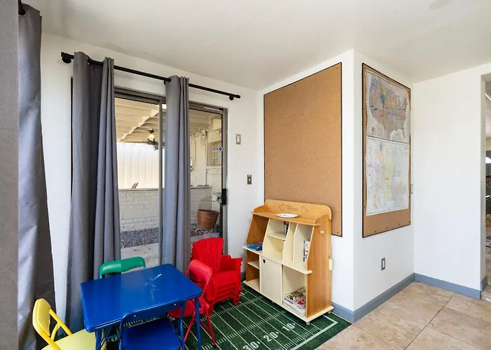 Ferienhaus Spacious Retreat 4br Private Pool Phoenix
